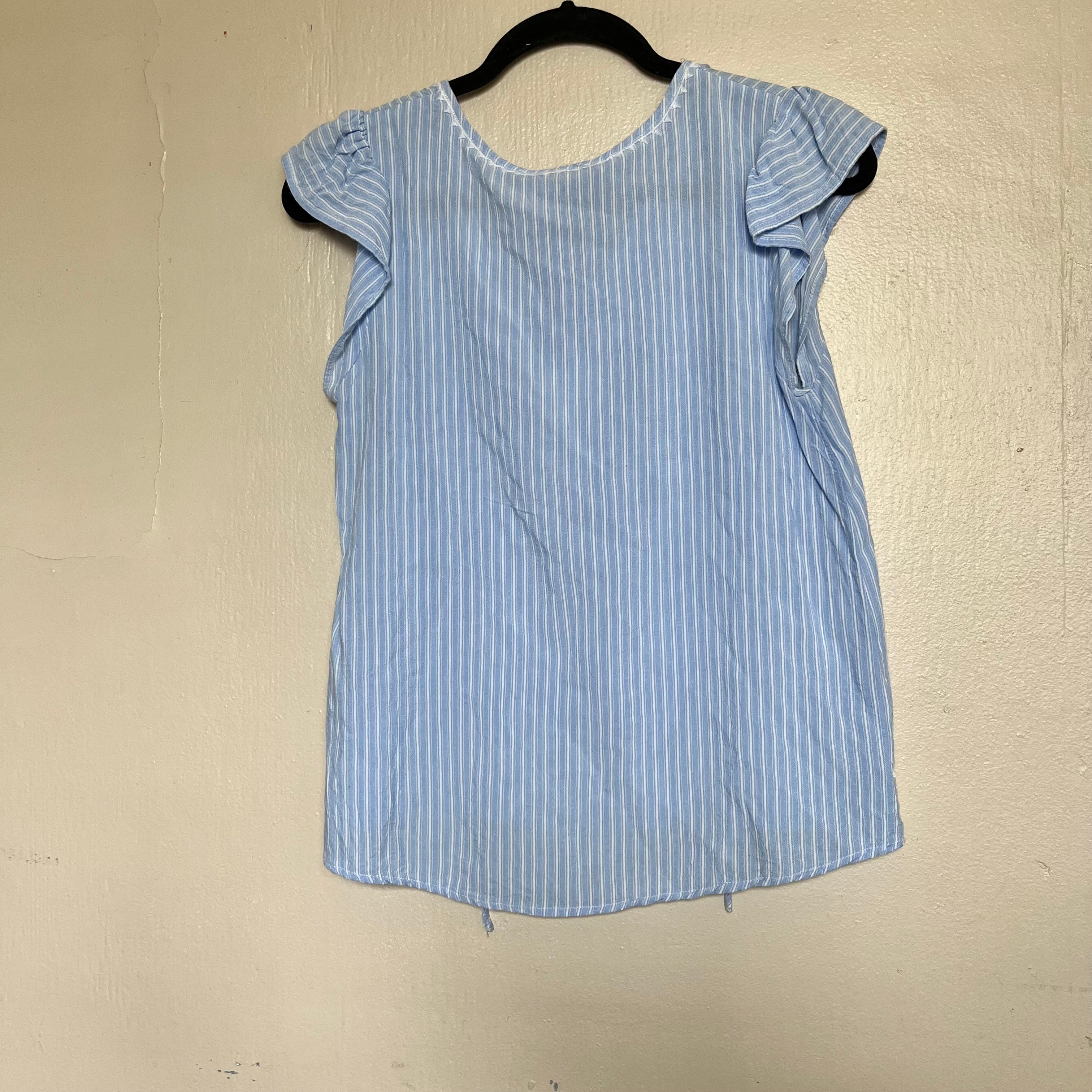 (S) Blue and white pinstripe floral embroidered blouse