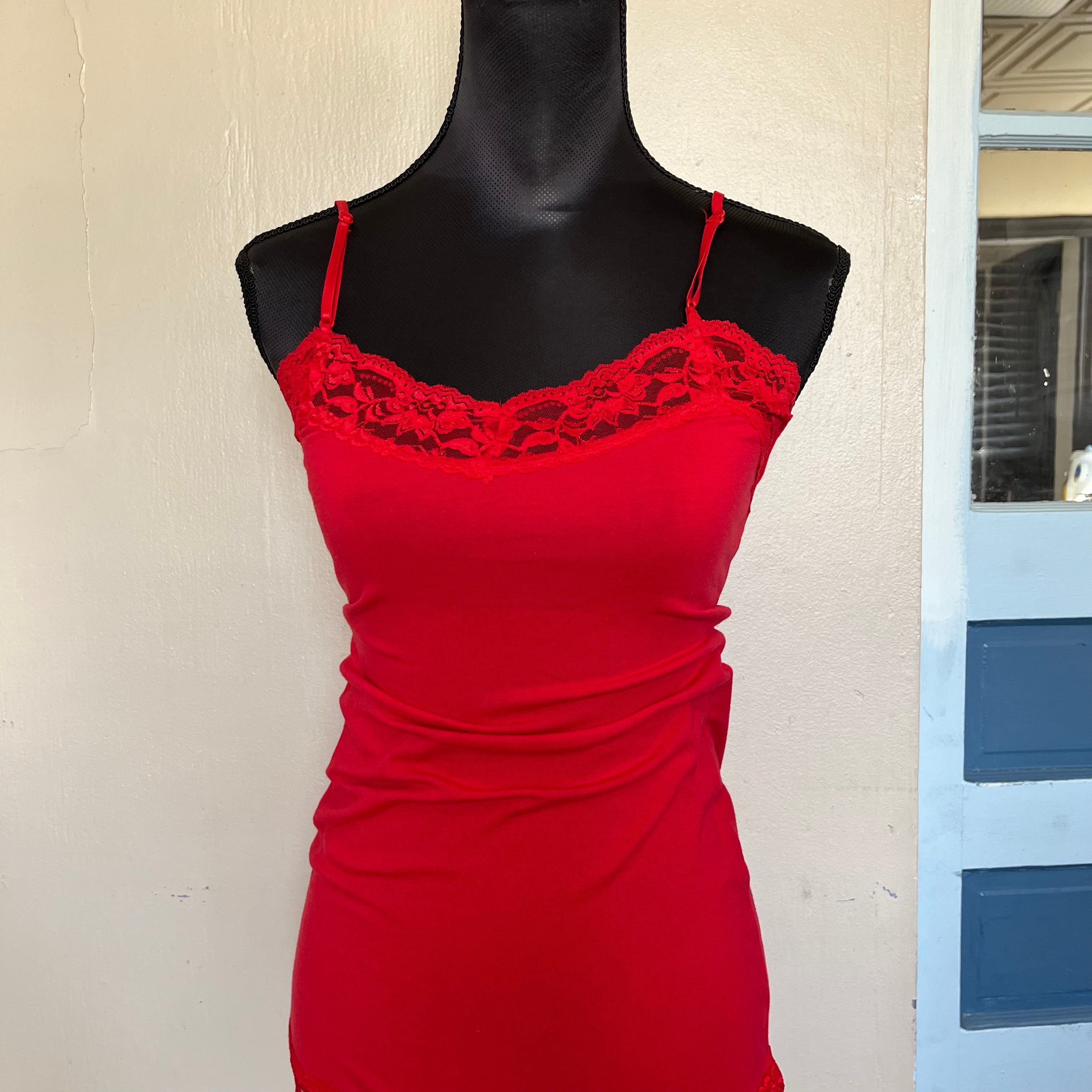 (M) 2000s red lace trim cami tank top