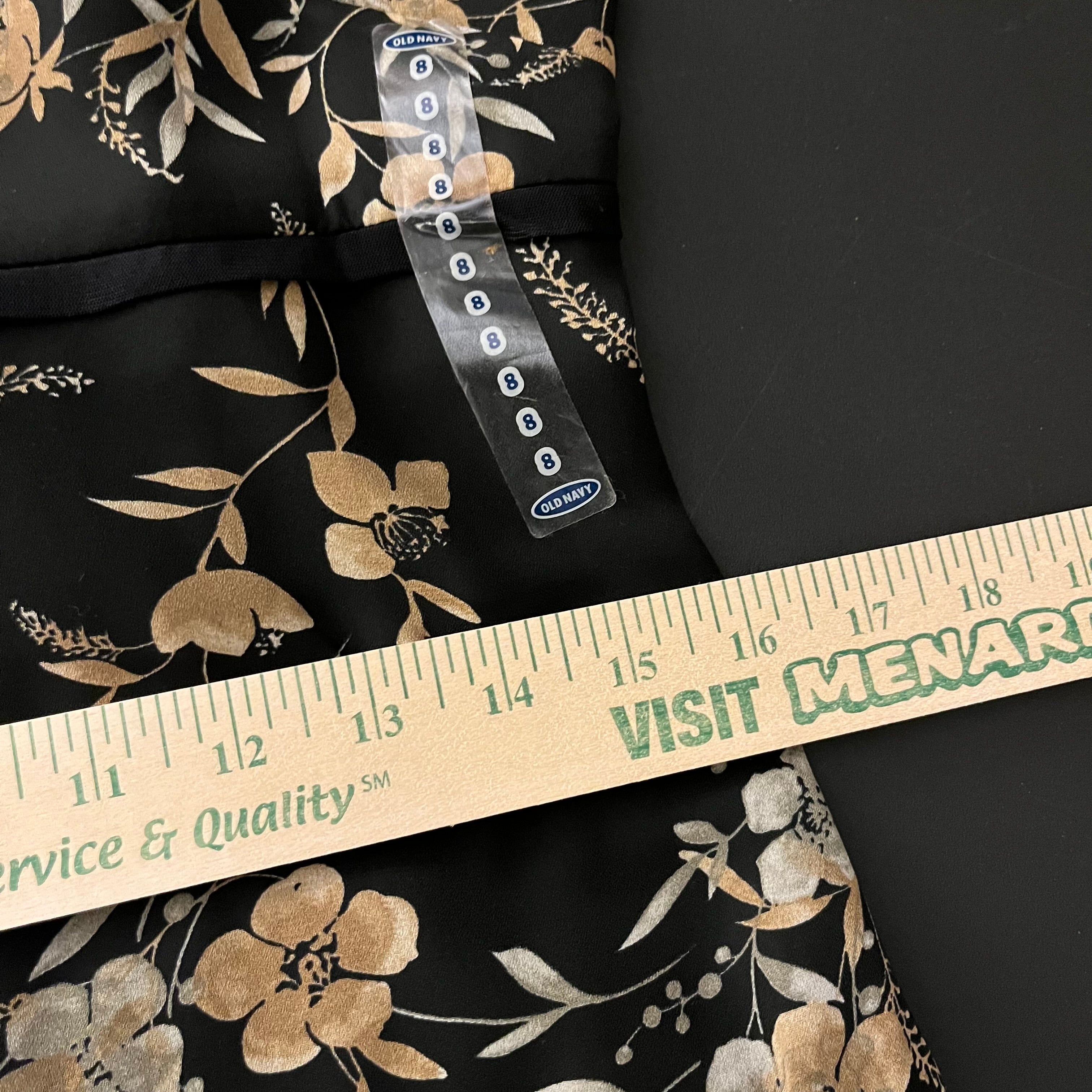 (8/M) NWT Old Navy black and tan floral maxi dress