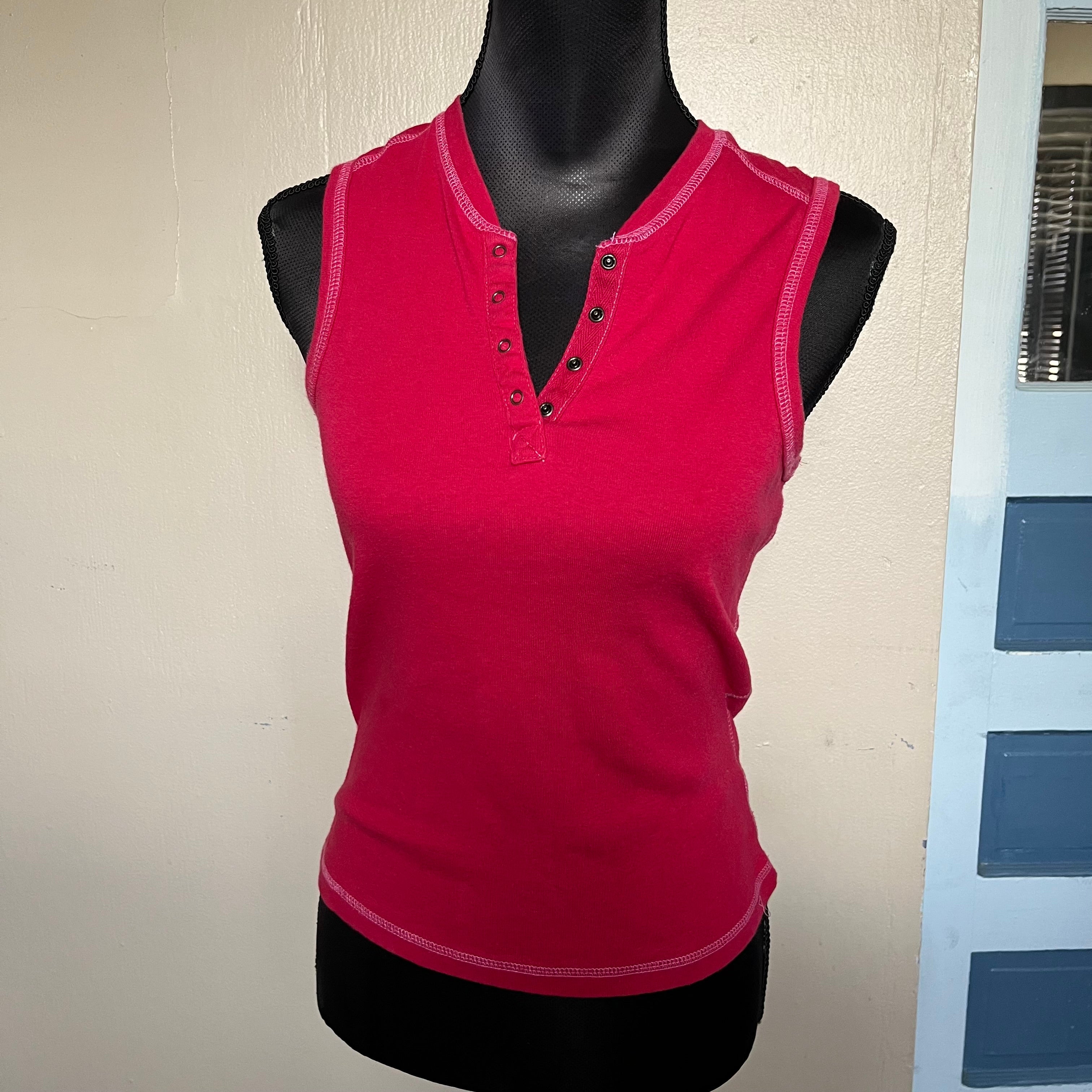 (Petite small) Columbia reddish pink contrast stitch tank top