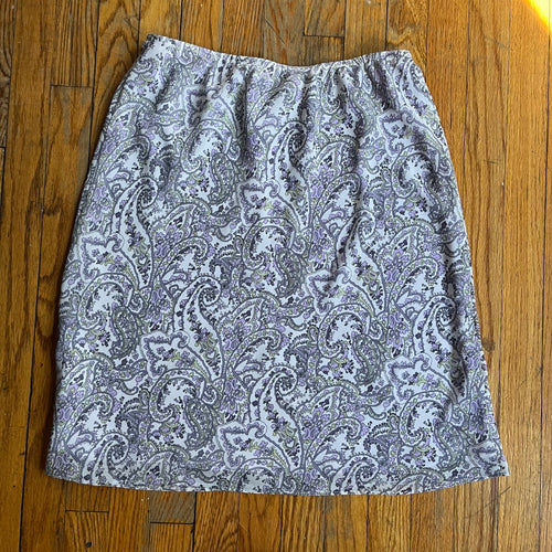 (12) Purple and white paisley print fairy midi skirt
