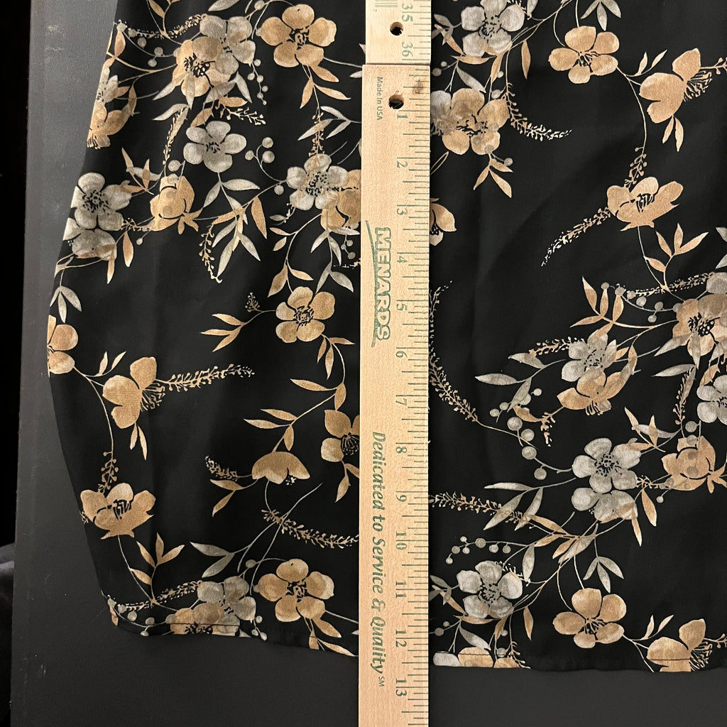 (8/M) NWT Old Navy black and tan floral maxi dress
