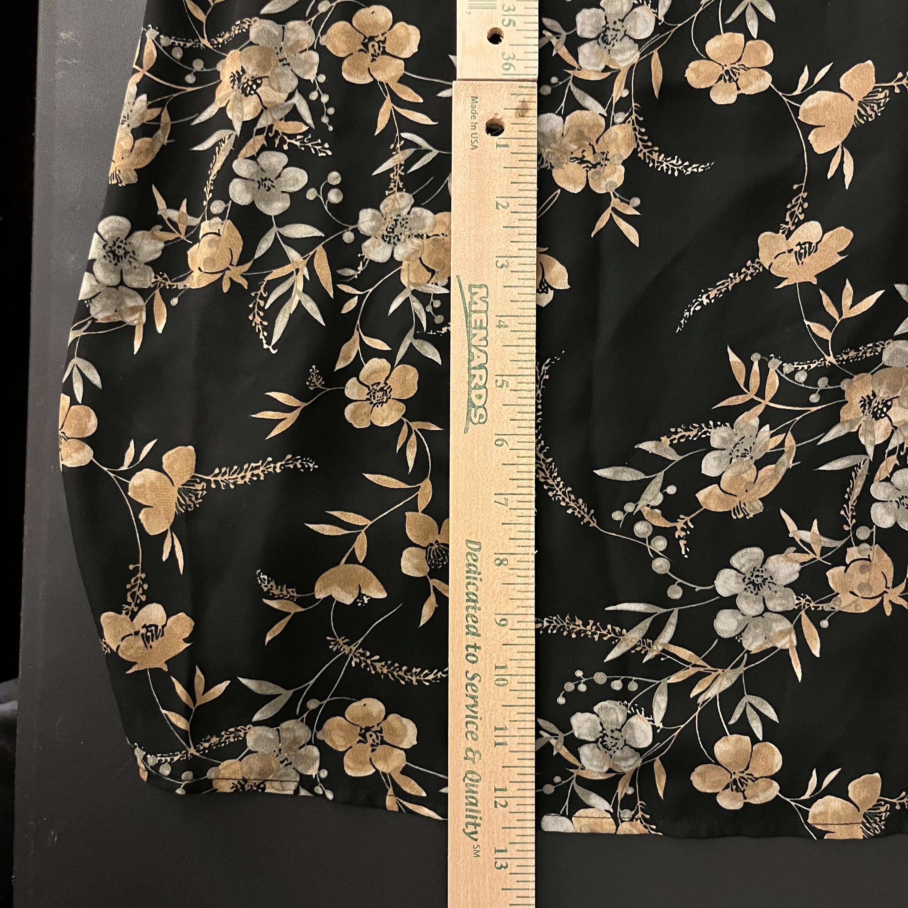 (8/M) NWT Old Navy black and tan floral maxi dress
