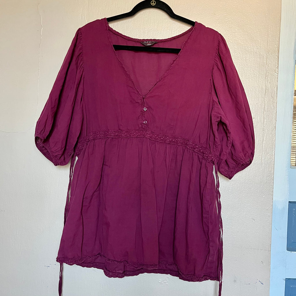 (XXL) 2000s Old Navy baby doll puff sleeve top with tie up strings