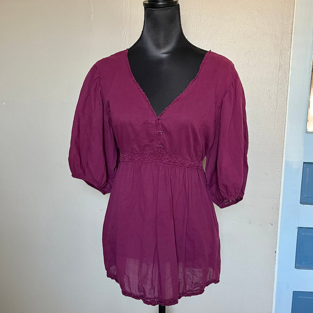 (XXL) 2000s Old Navy baby doll puff sleeve top with tie up strings