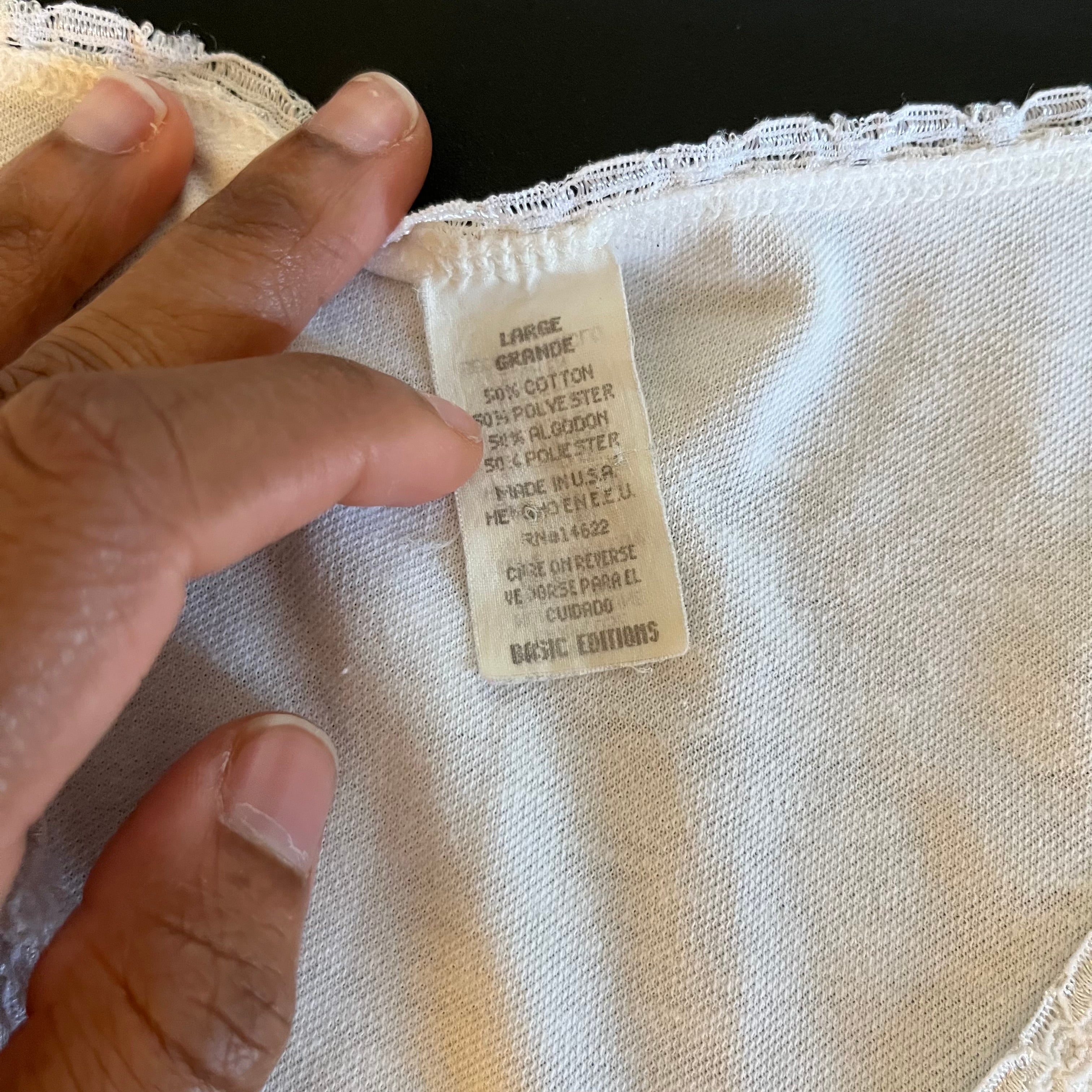 (L) White lace trim babydoll tank top