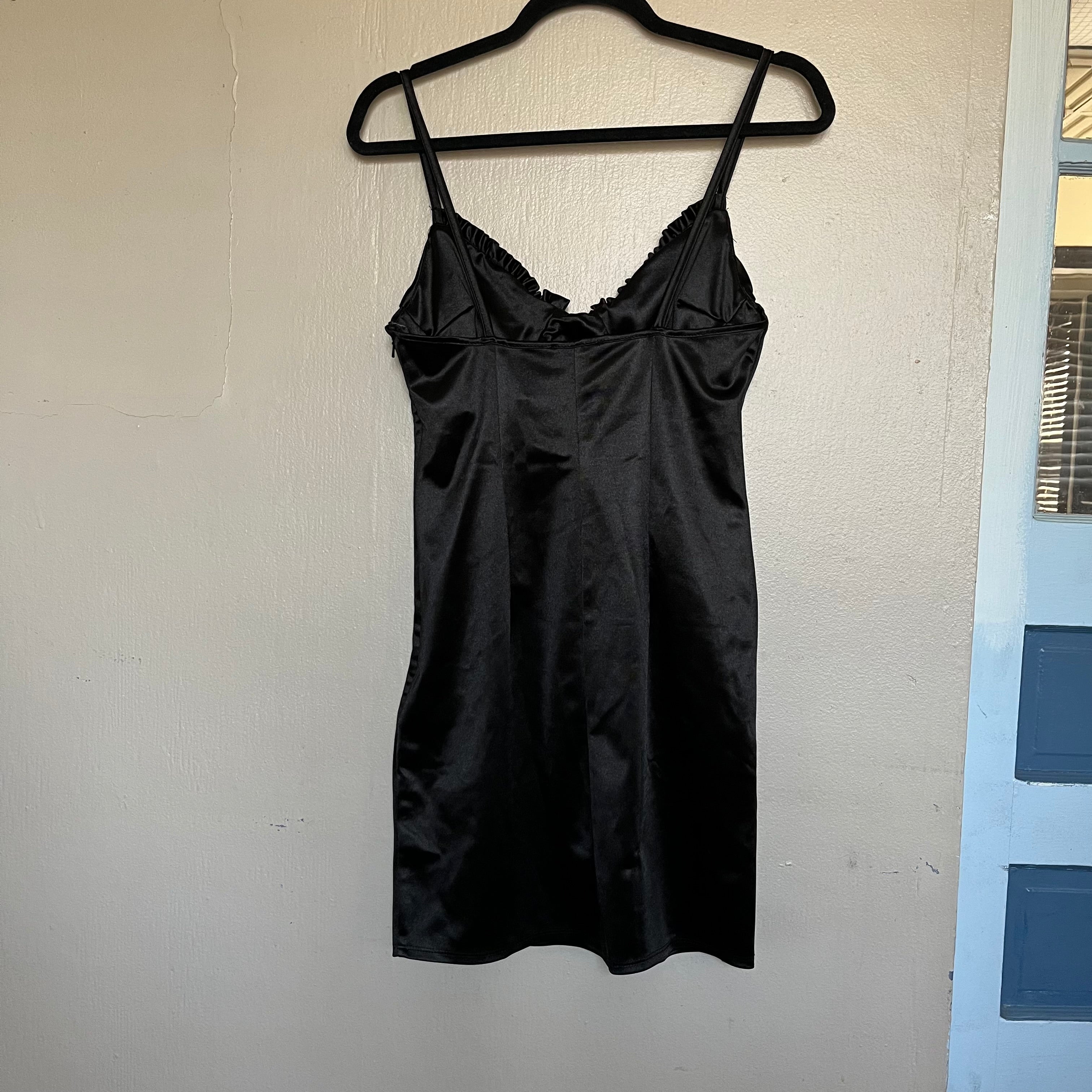 (6/S) Topshop black babydoll mini dress with ruffle detail