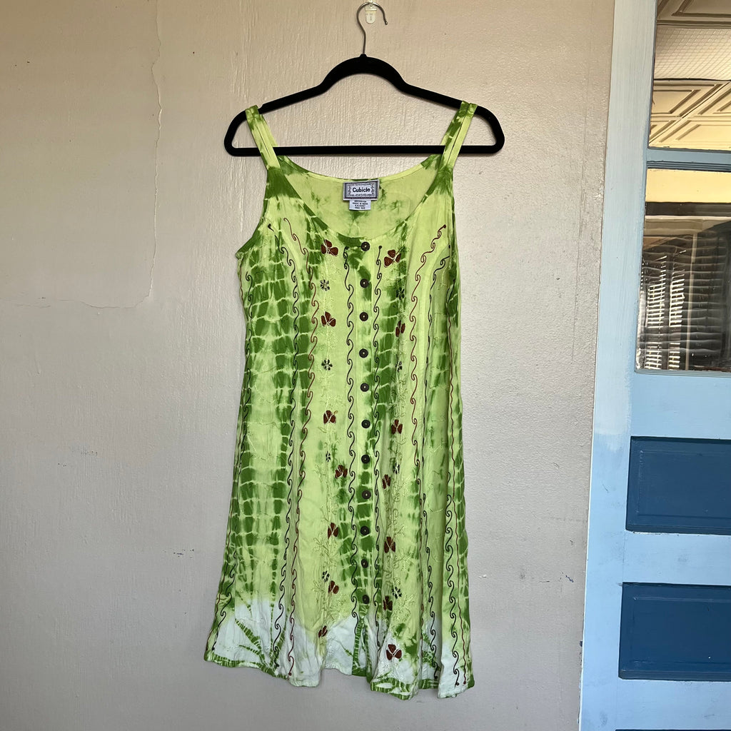 (One Size) Earthy green tie dye embroidered maxi dress