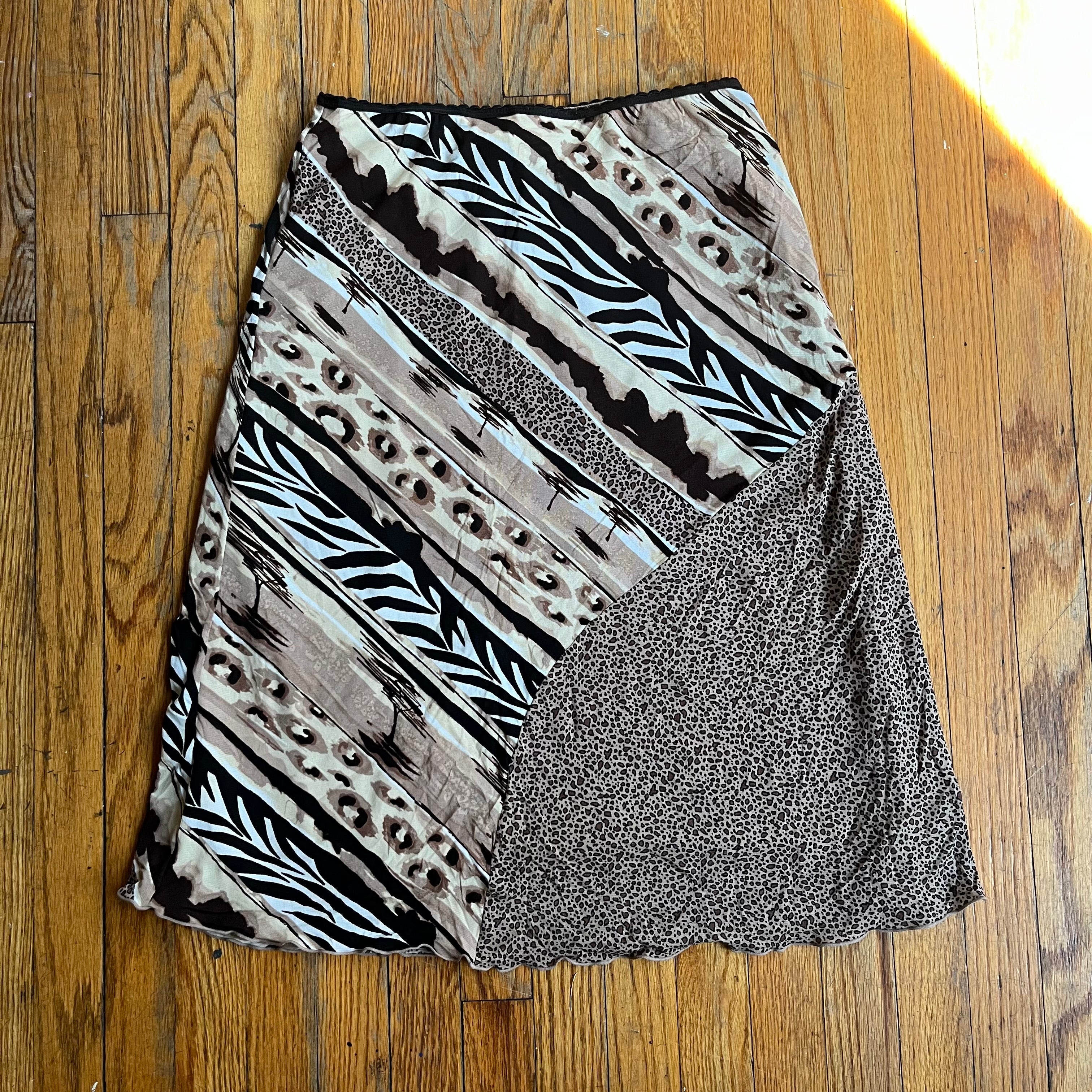 (M) Brown patchwork animal print mid skirt