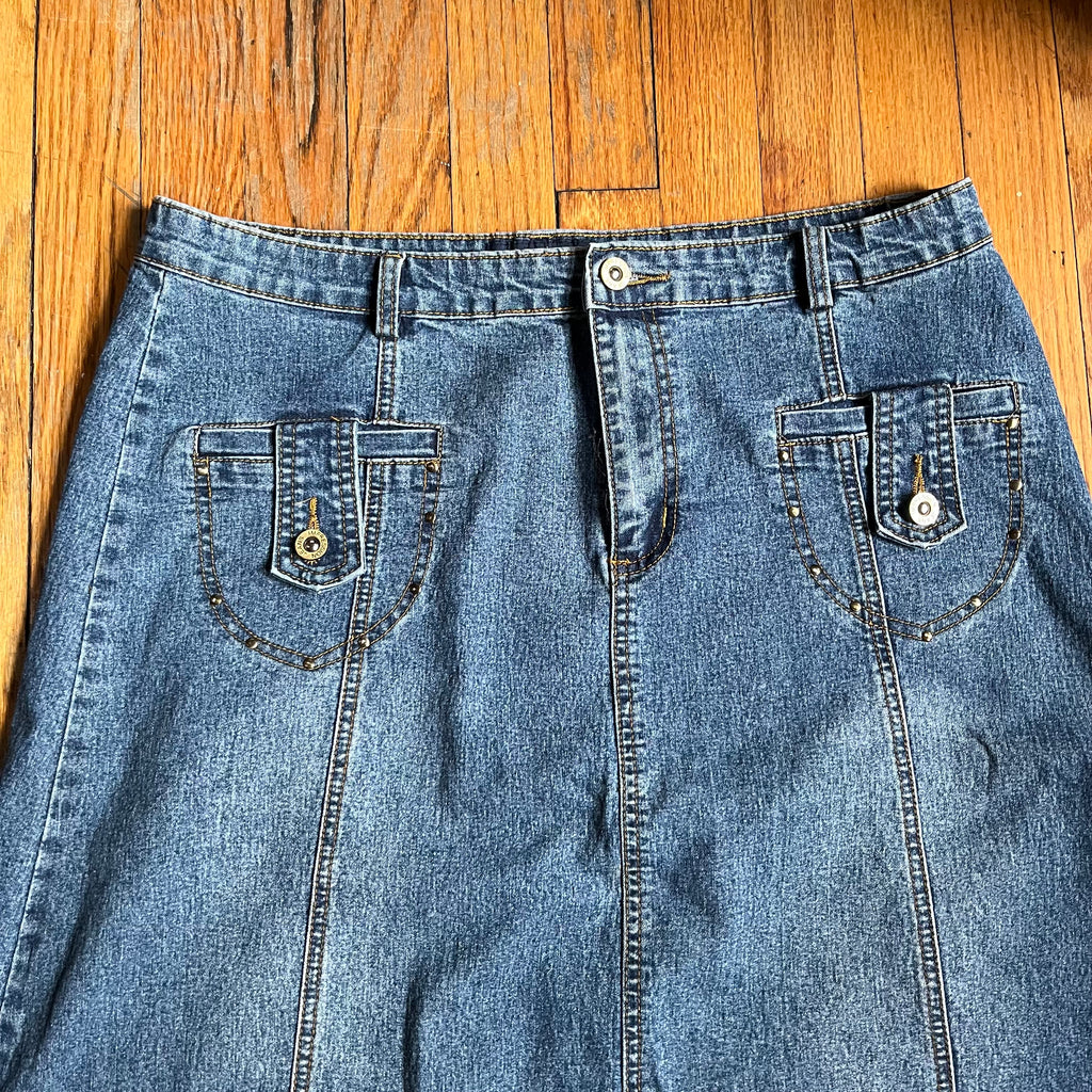(XL) 90s denim maxi skirt with back slit
