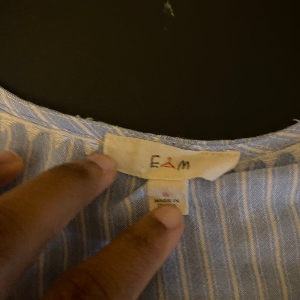 (S) Blue and white pinstripe floral embroidered blouse