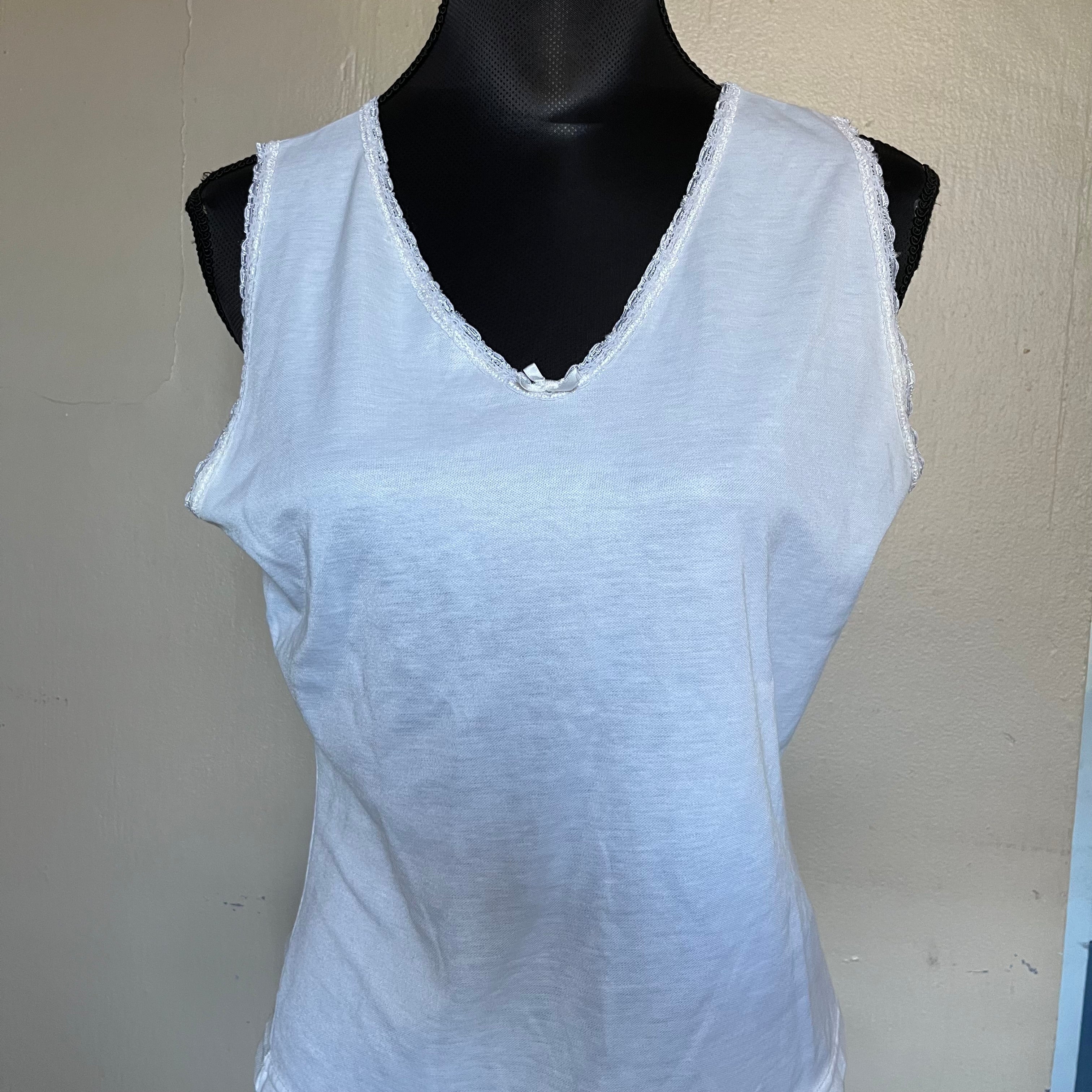 (L) White lace trim babydoll tank top
