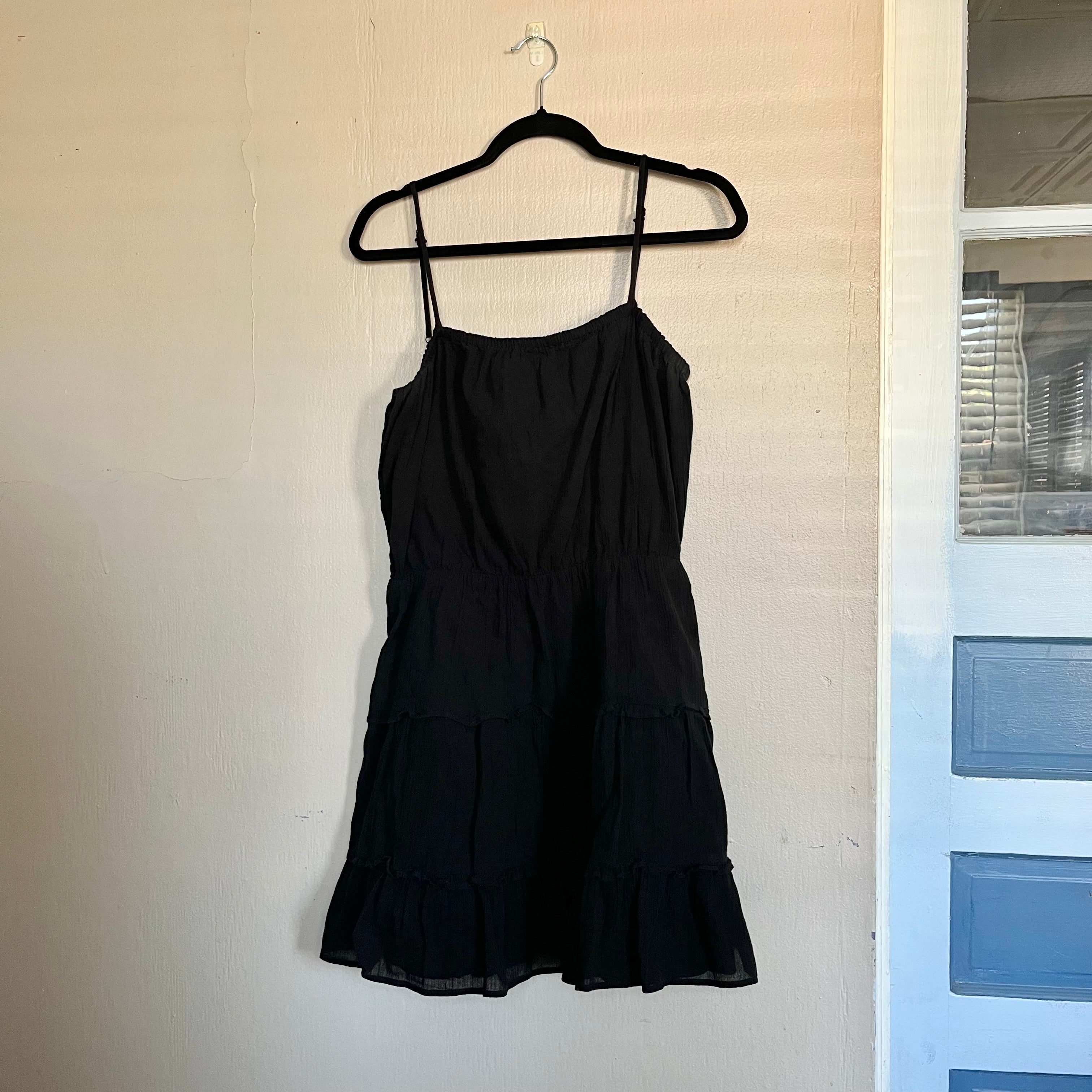 (L) Express 100% cotton black tiered ruffle mini dress