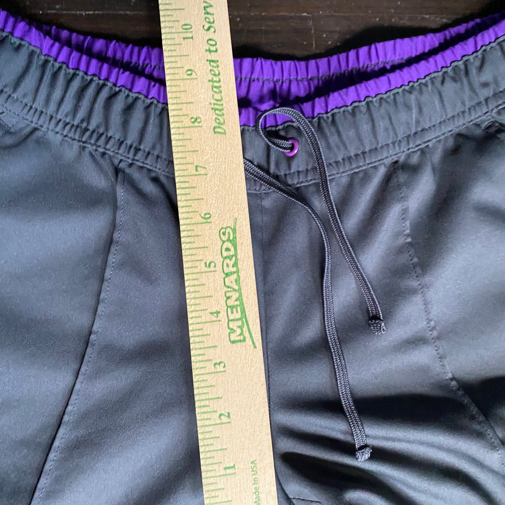 (Petite S) 2000s purple and black yoga capri pants