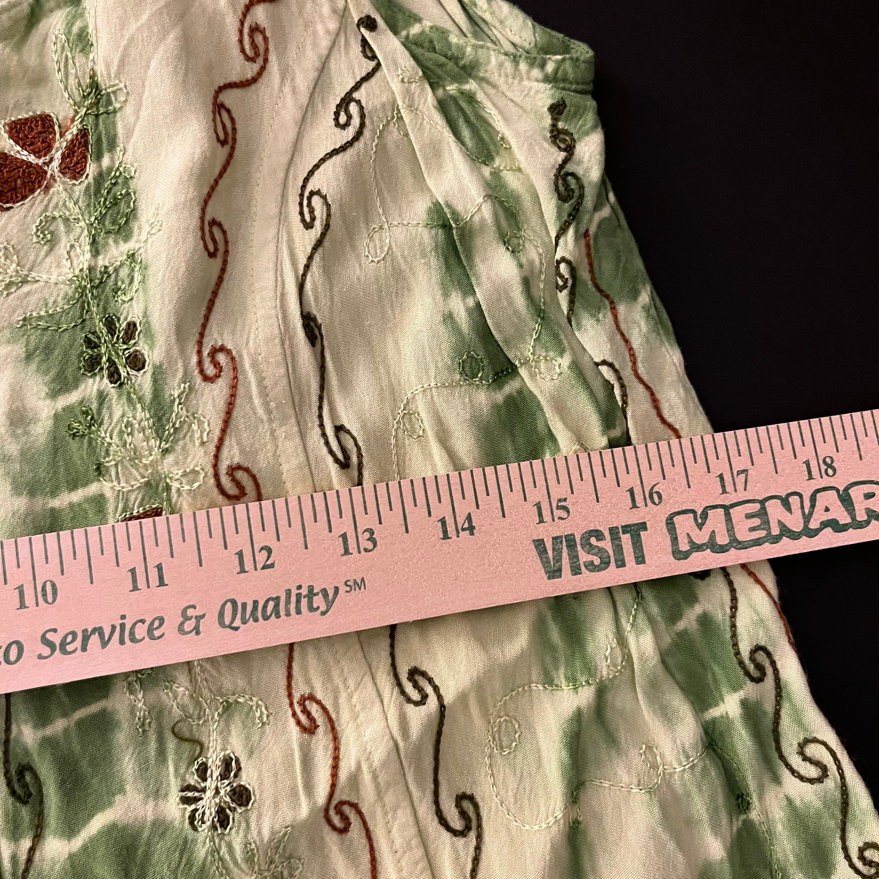 (One Size) Earthy green tie dye embroidered maxi dress