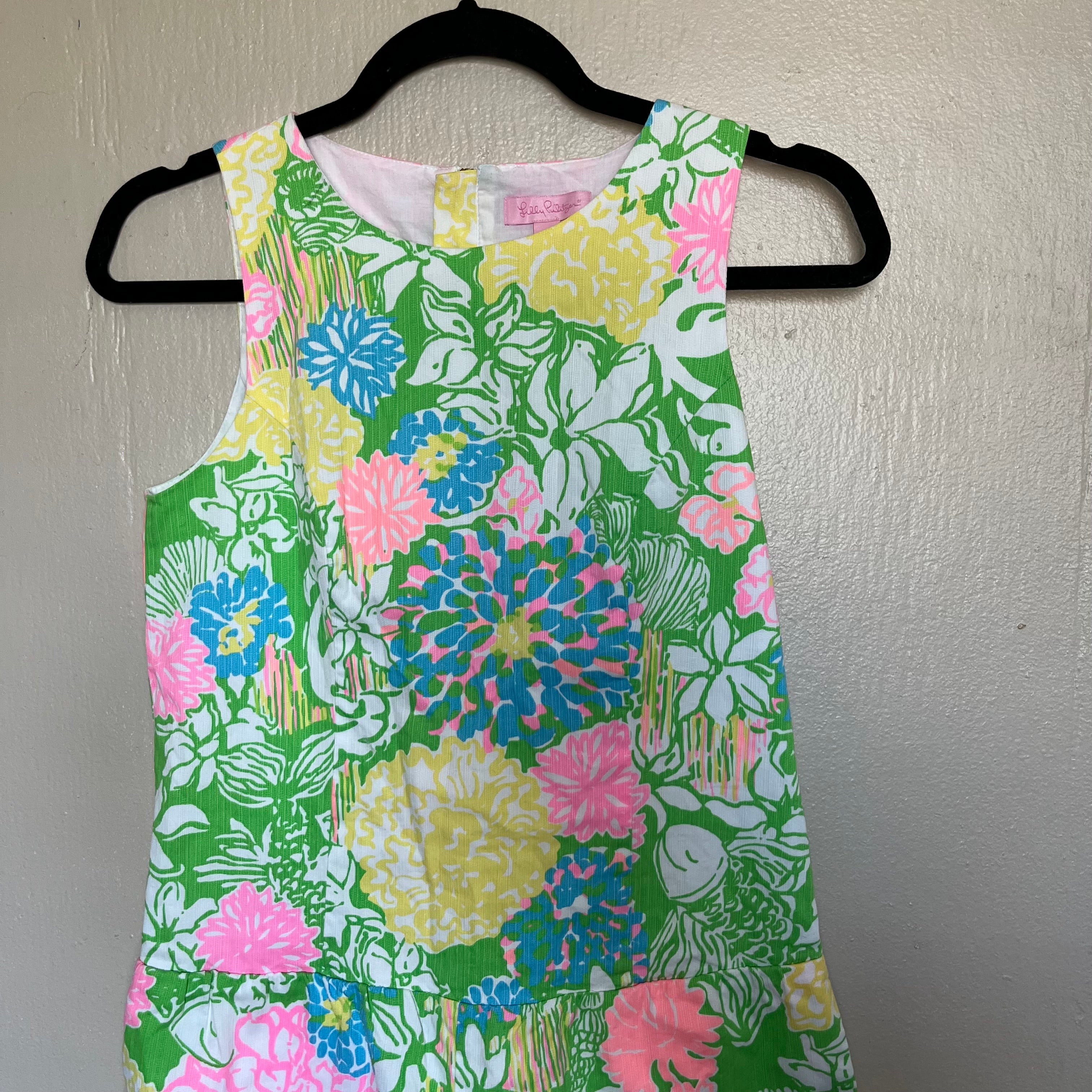 (0) Lilly Pulitzer hibiscus floral getchen romper