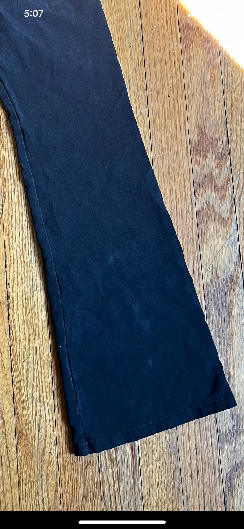 (M) 2000s black and white low rise flare jogger pants